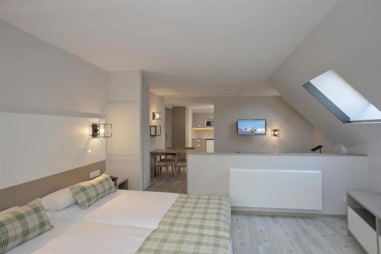 ** Hotel Apartamentos Caribou Pas De La Casa Andorra
